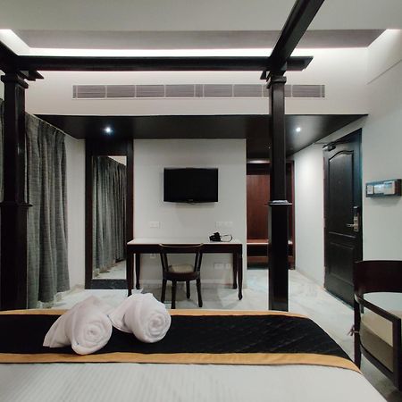 Hotel Saratharajans مادوراي المظهر الخارجي الصورة