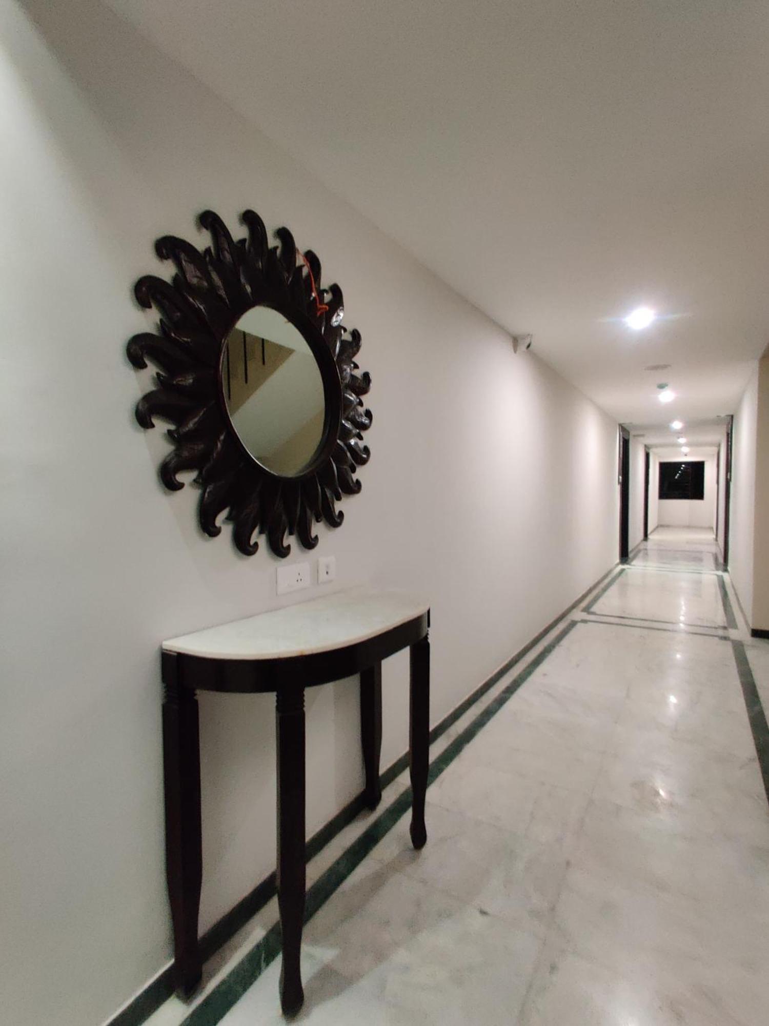 Hotel Saratharajans مادوراي المظهر الخارجي الصورة