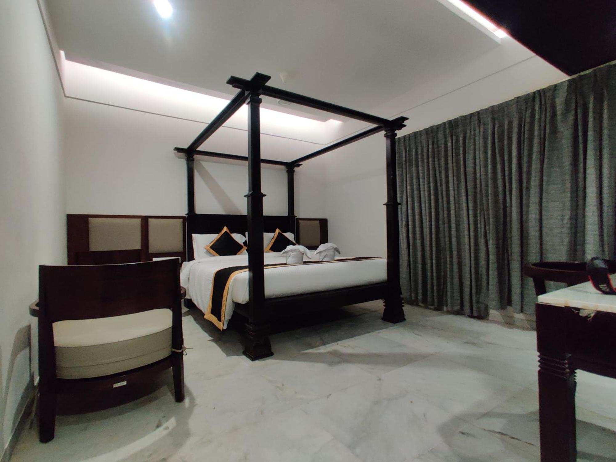 Hotel Saratharajans مادوراي المظهر الخارجي الصورة